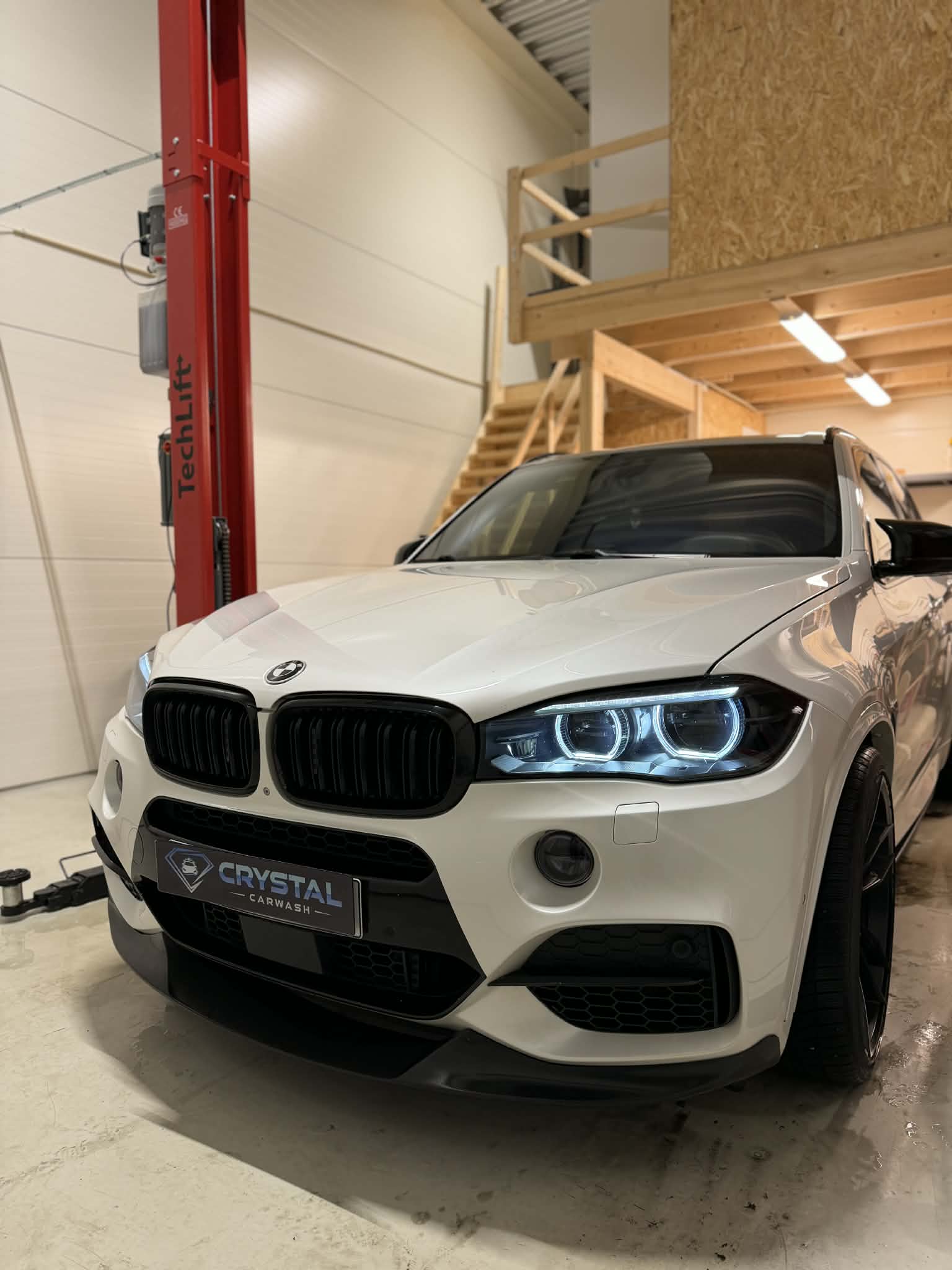 Crystal Carwash Detailing